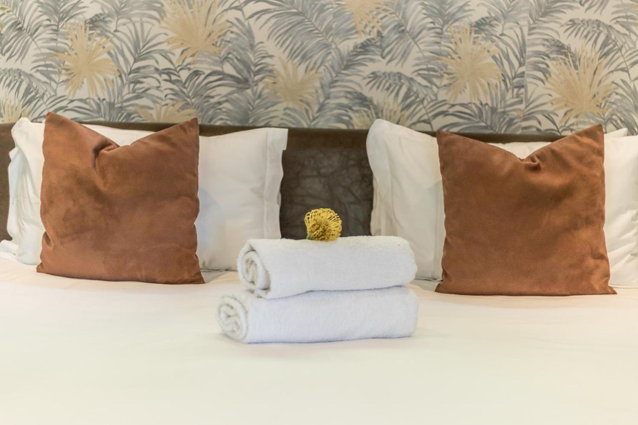 51 On Camps Bay Hotell Cape Town Eksteriør bilde