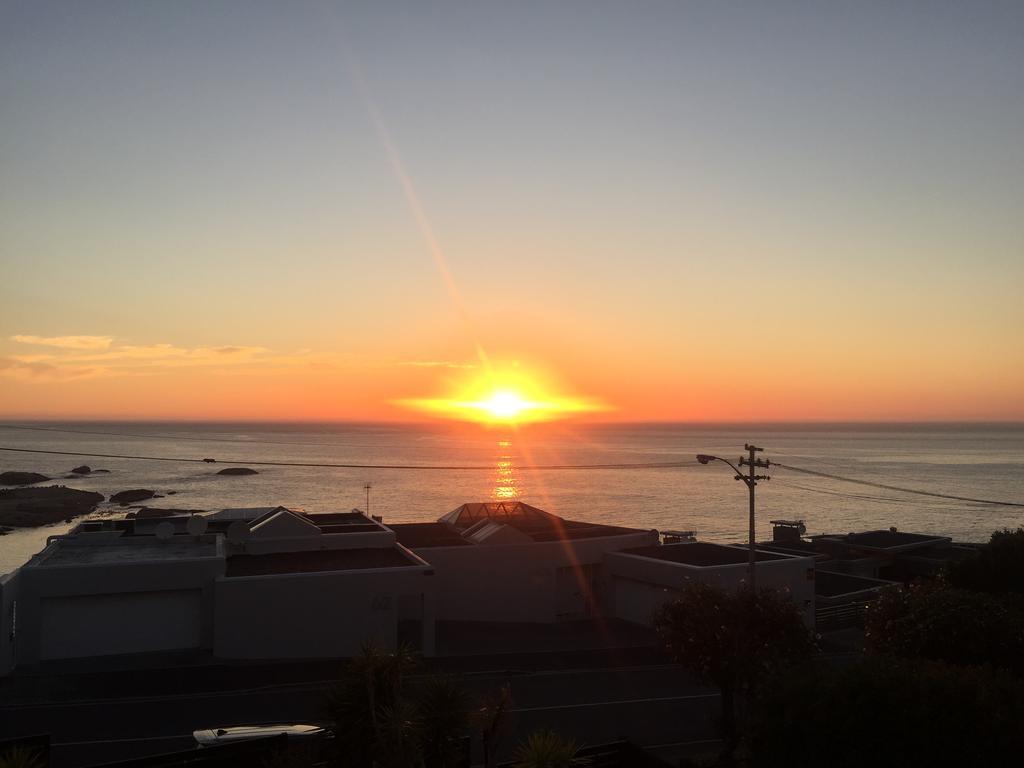 51 On Camps Bay Hotell Cape Town Eksteriør bilde