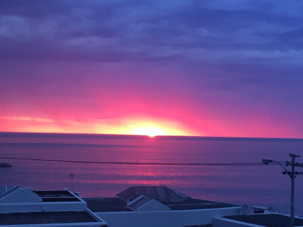 51 On Camps Bay Hotell Cape Town Eksteriør bilde